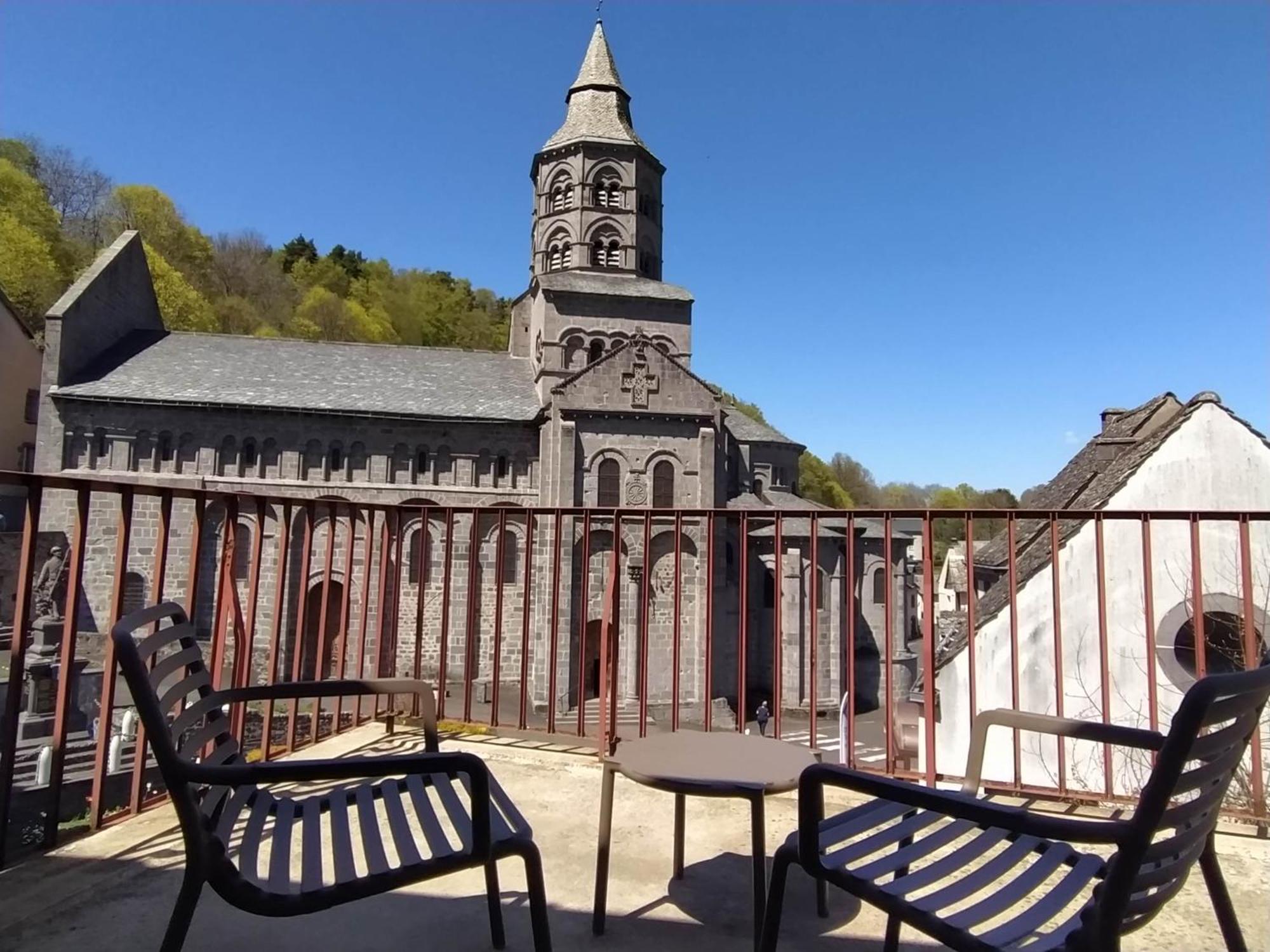 Hotel Restaurant Notre Dame Orcival Zewnętrze zdjęcie